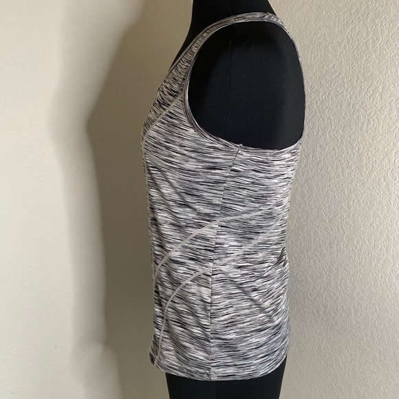 Reebok Gray White Black Racerback Work Out Tank 100% Polyester Size Medium(1136) - Picture 4 of 10